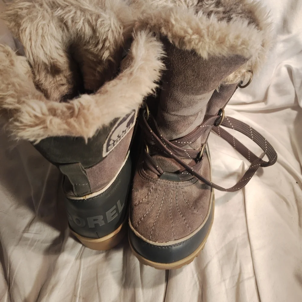 Sorel Women's Brown Faux-Fur Winter Boots